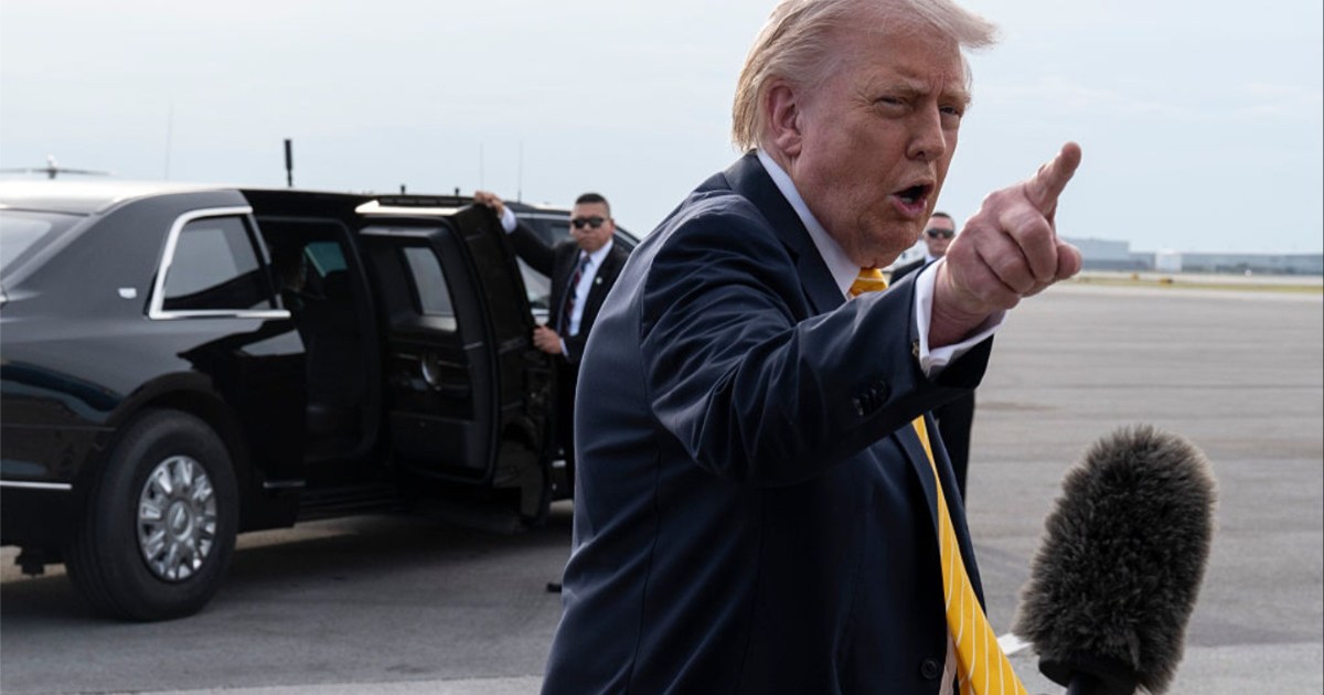 Donald Trump Shows Off His Iconic Dance Moves In Front of&hellip;