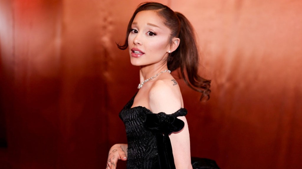 Ariana Grande Boldly Goes Strapless, Channels Her Inner Bunny