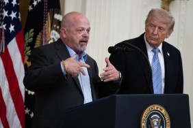 Pawn Stars Fans Criticize Rick Harrison Over Donald Trump Praise