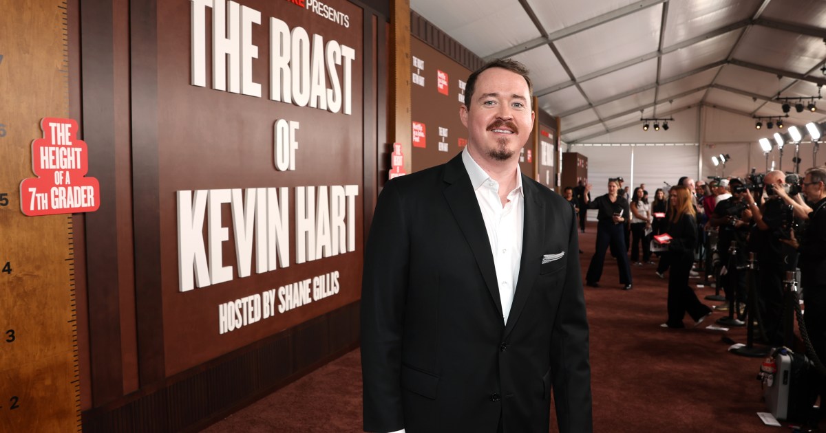 Shane Gillis Links Chelsea Handler to Jeffrey Epstein at Kevin Hart Roast