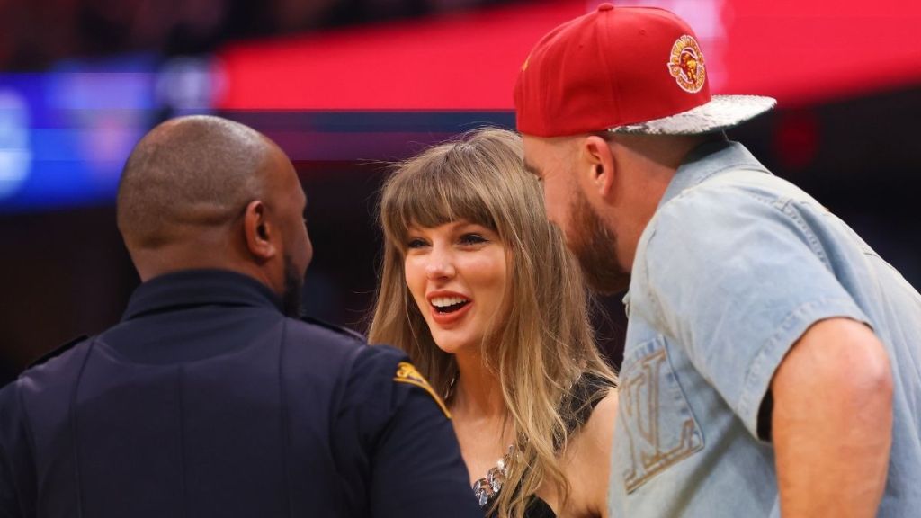 Taylor Swift, Travis Kelce