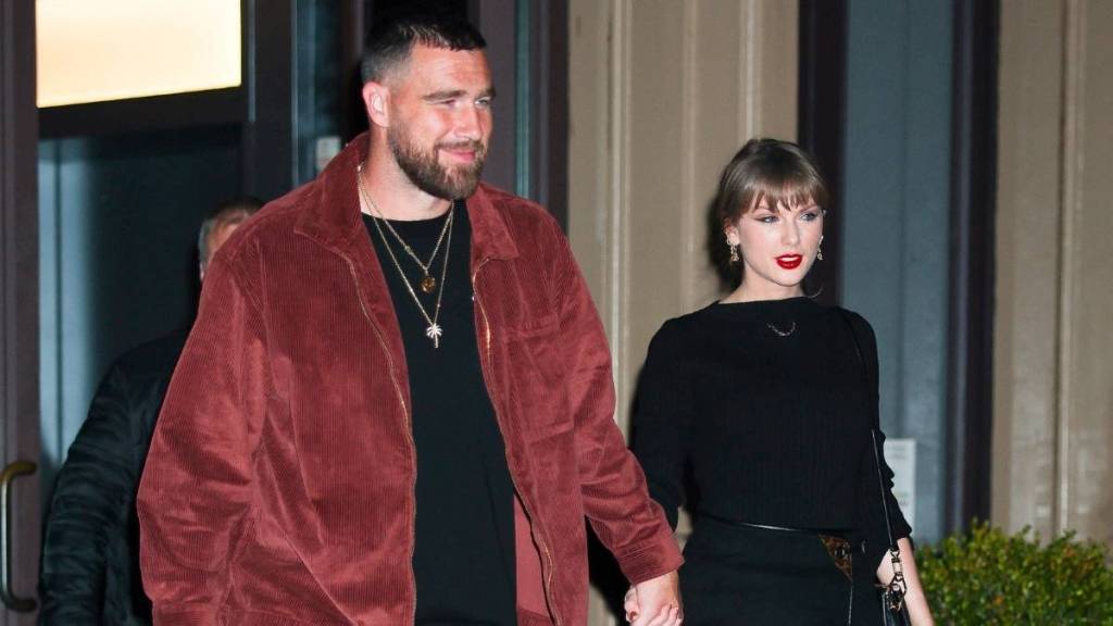 Travis Kelce, Taylor Swift (7)