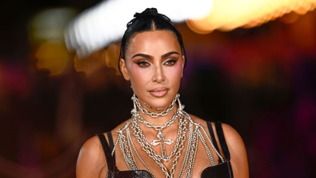 Kim Kardashian Health Concerns Grow After ‘35 Pills a Day’ Confession