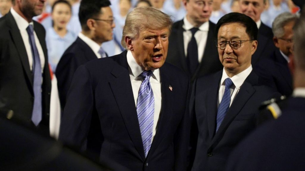Hot Mic Moment From Donald Trump’s China Visit Raises Eyebrows