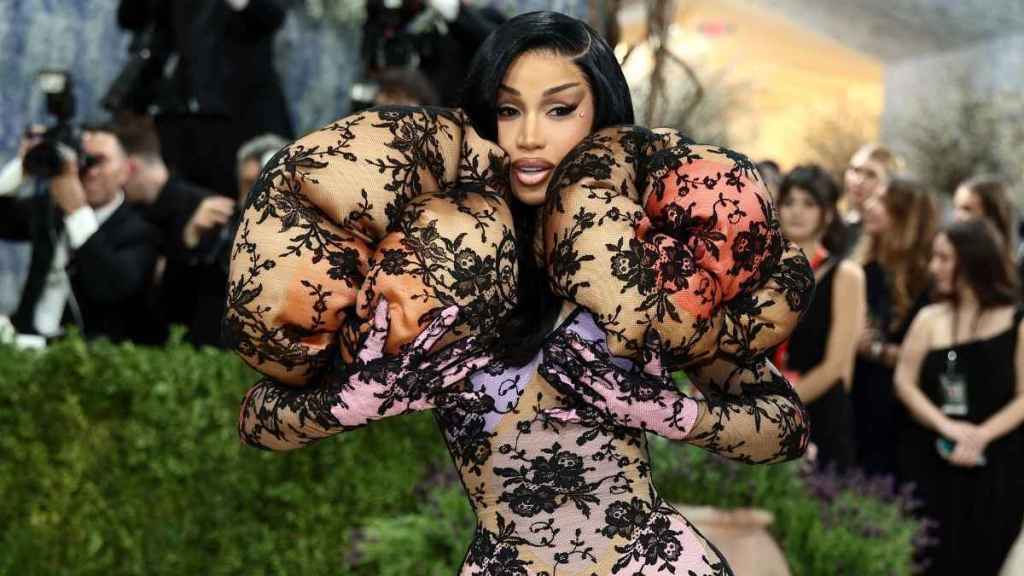 Cardi B’s Sculptural Marc Jacobs Dress Couldn’t Possibly More See-Through