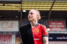 Leah Halton’s Deep V-Neck Top Is So Baring, It Looks Like a Scarf