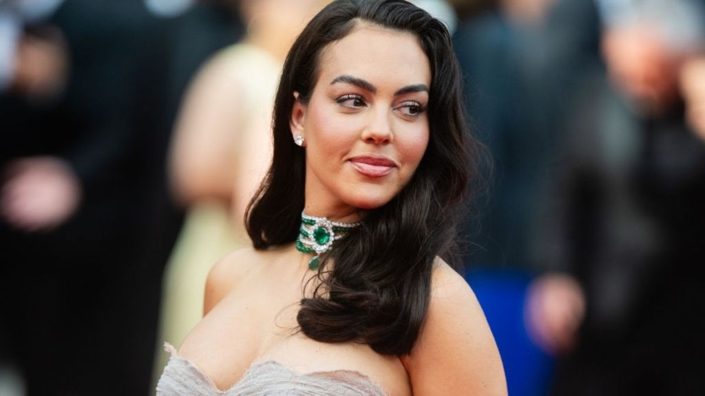 Cristiano Ronaldo’s Fiancé Wears a Dress So High-Slit & Low-Cut It Barely Holds Together
