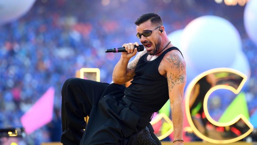 Ricky Martin Abandons Performance Amid Tear Gas Attack