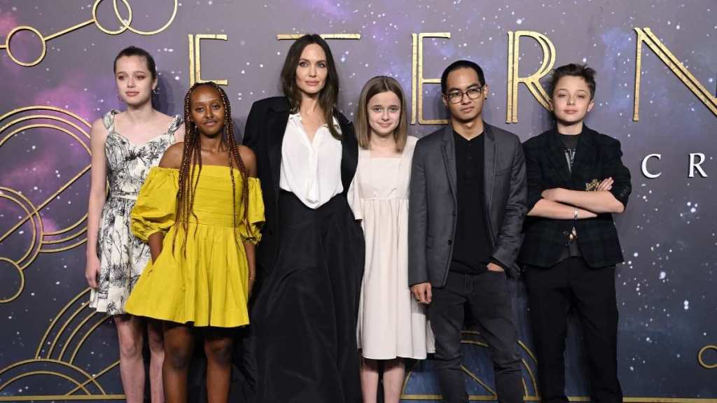 Angelina Jolie’s Daughter Makes Pointed Jab at Dad Brad Pitt After College Graduation