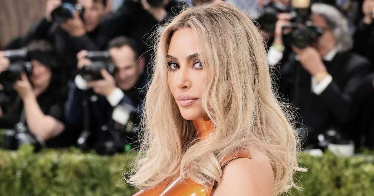 Kim Kardashian & Lewis Hamilton’s Very Public Move Raises&hellip;