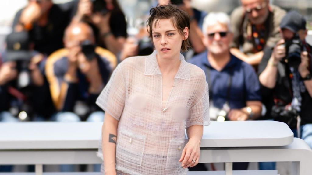 Kristen Stewart Doesn’t Shy Away in See-Through, Revealing Chanel Skirt Suit