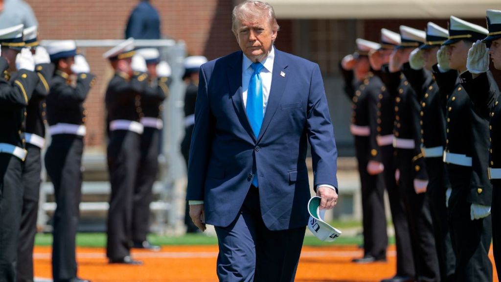 Donald Trump Says He’s ‘In No Hurry’ to Reach Iran Deal