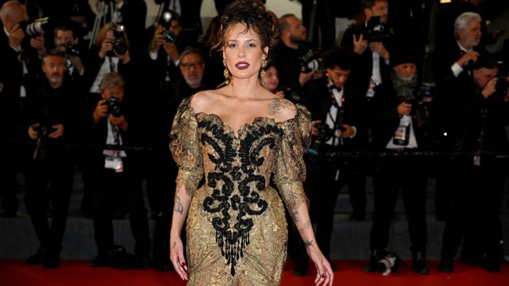 Halsey's Vivienne Westwood Gown Features Plunging Neckline & Sky-High Slit