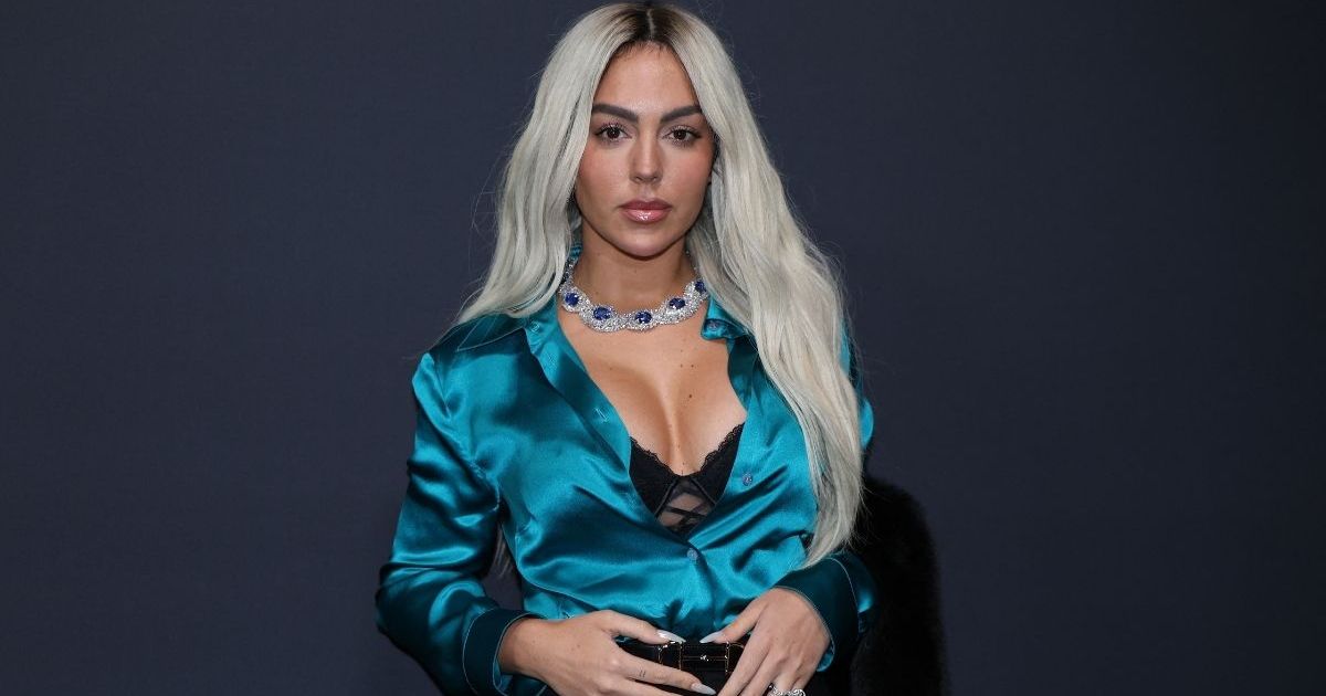 Cristiano Ronaldo’s Fiancée Flaunts Sheer Bra Beneath an&hellip;
