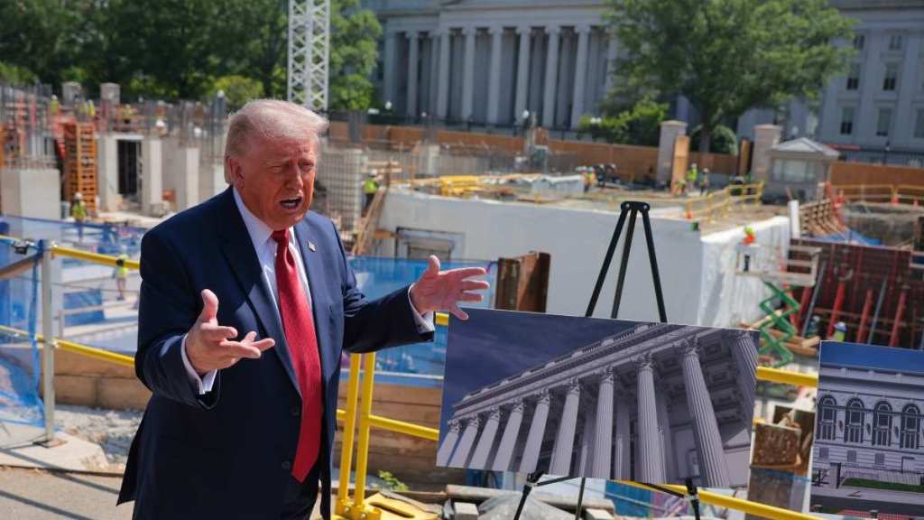 Donald Trump Ballroom Sign Falls Down Mid-Rant Over ‘Dumbocrats’