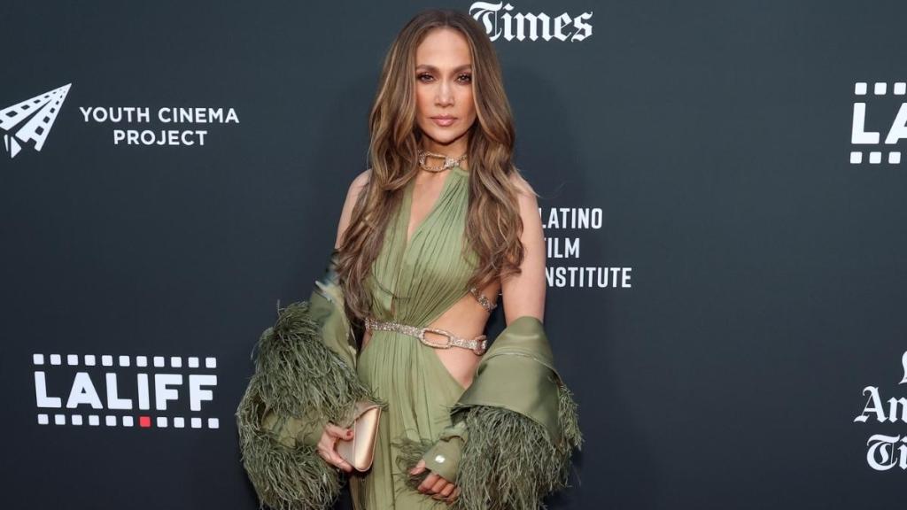 Jennifer Lopez's Plunging Bronx Banco Gown Has Bold Cutouts & Sky-High Slits