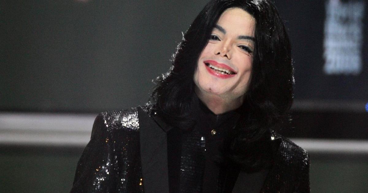 A-List Director Snaps Back at Critics of Michael Jackson Biopic