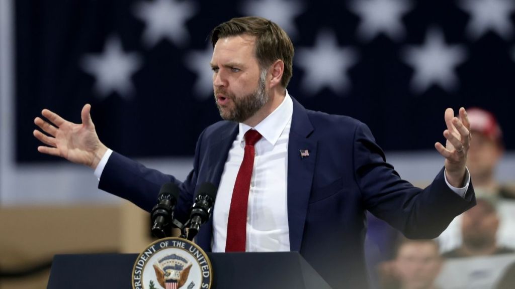 JD Vance's Iowa Event Had Republicans Gushing Over Marco Rubio — Report
