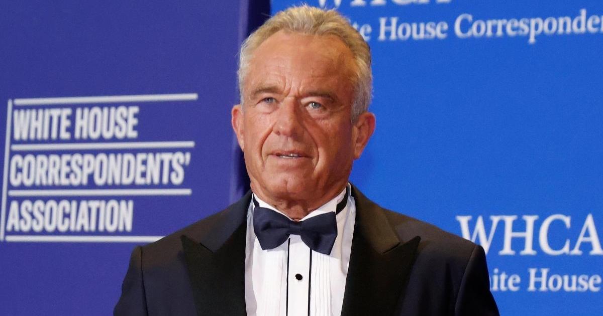 RFK Jr. Holding a Bird in New Photo Turns Into Meme Fest