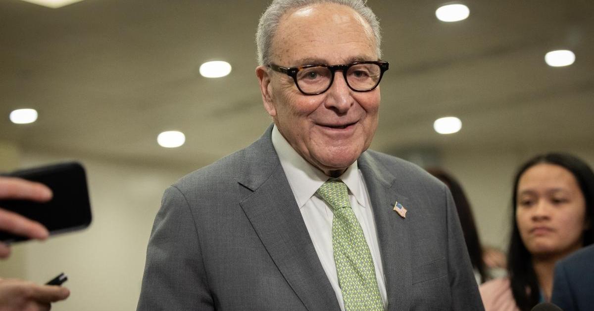 Chuck Schumer Slams Trump for Appearing to Sleep at Knicks Game Amid Iran War
