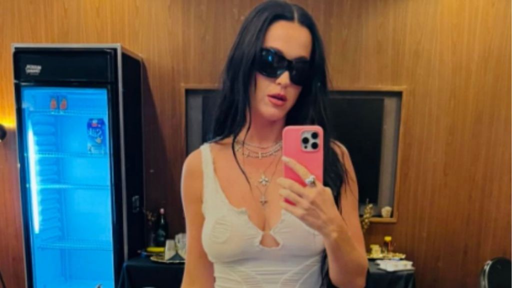 Katy Perry Put Her Dating History on Display During Concert