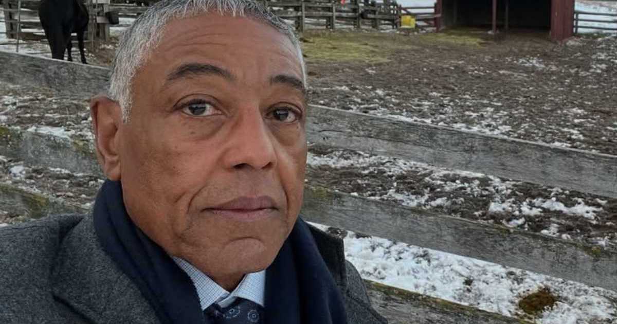 Breaking Bad's Giancarlo Esposito Embraces Islam While Filming in Saudi Arabia - Report
