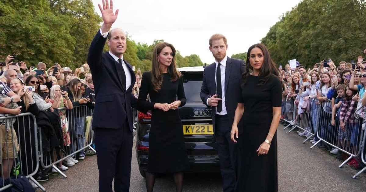 Kate Middleton & Prince William's First 3-Word Reaction to Meghan Markle Resurfaces