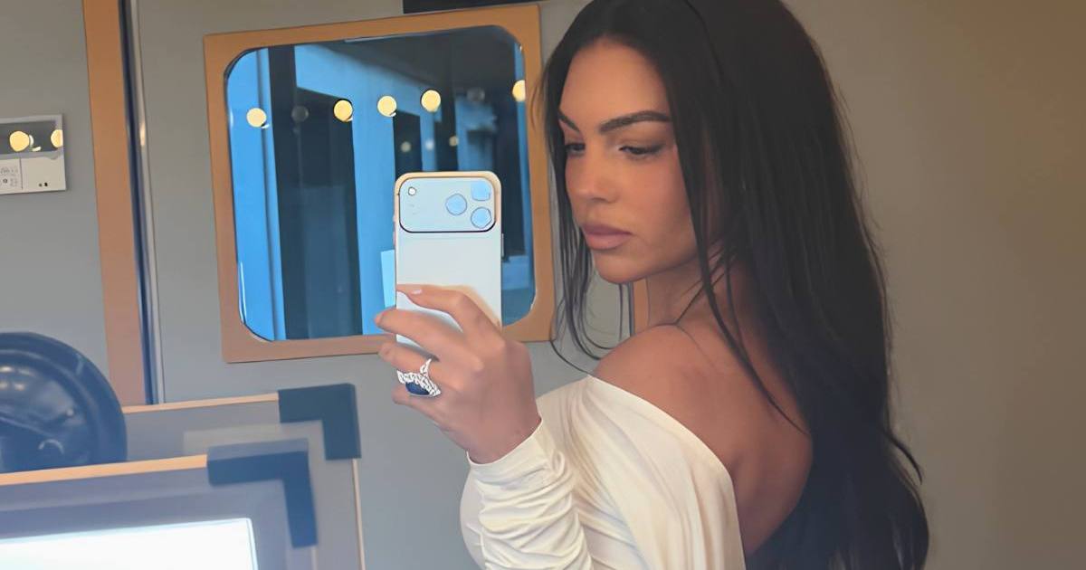 Cristiano Ronaldo’s Fiancée Models a Daring Thong Bikini During Luxury Getaway