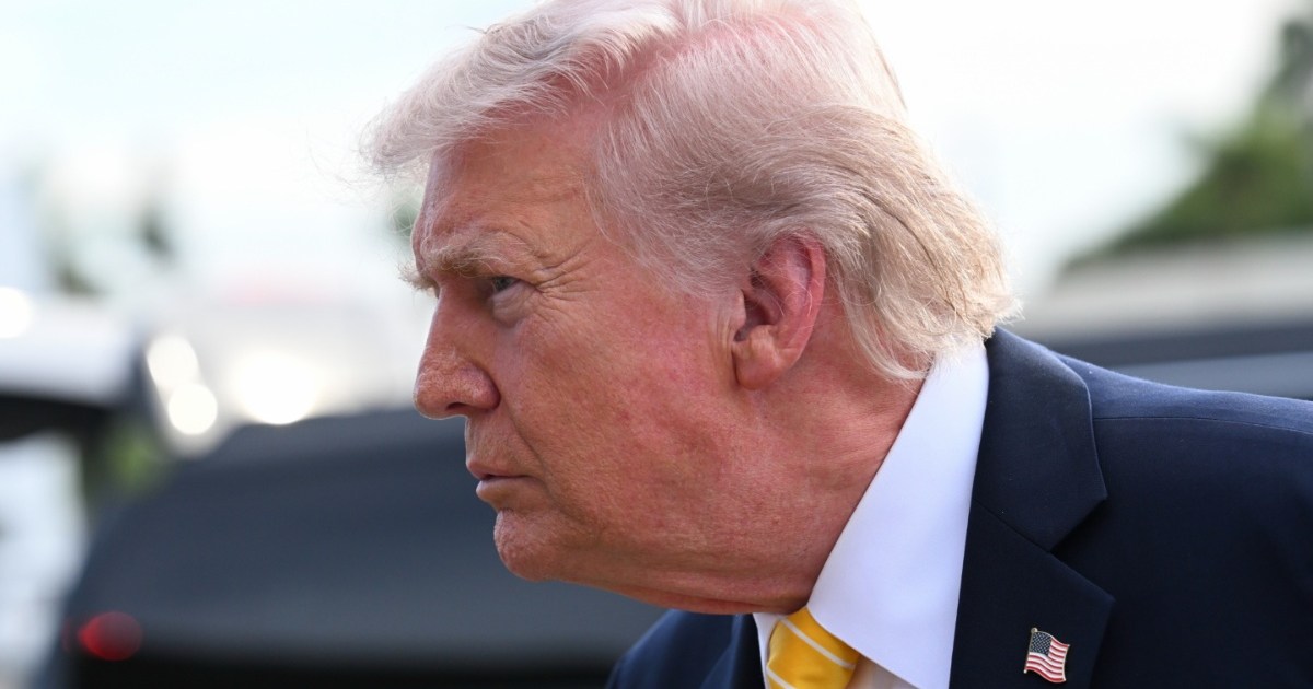 AOC Celebrates Knicks' Game 4 Win With Apparent Jibe at Donald Trump