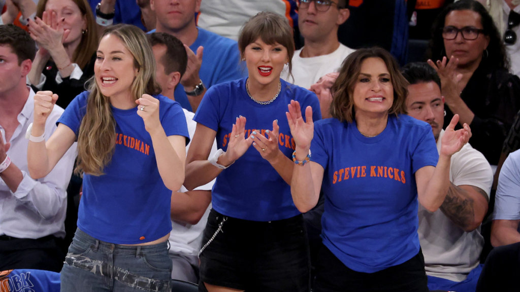 Taylor Swift Turns Heads in Area Jeans With Bold Thigh Slits at Knicks Game
