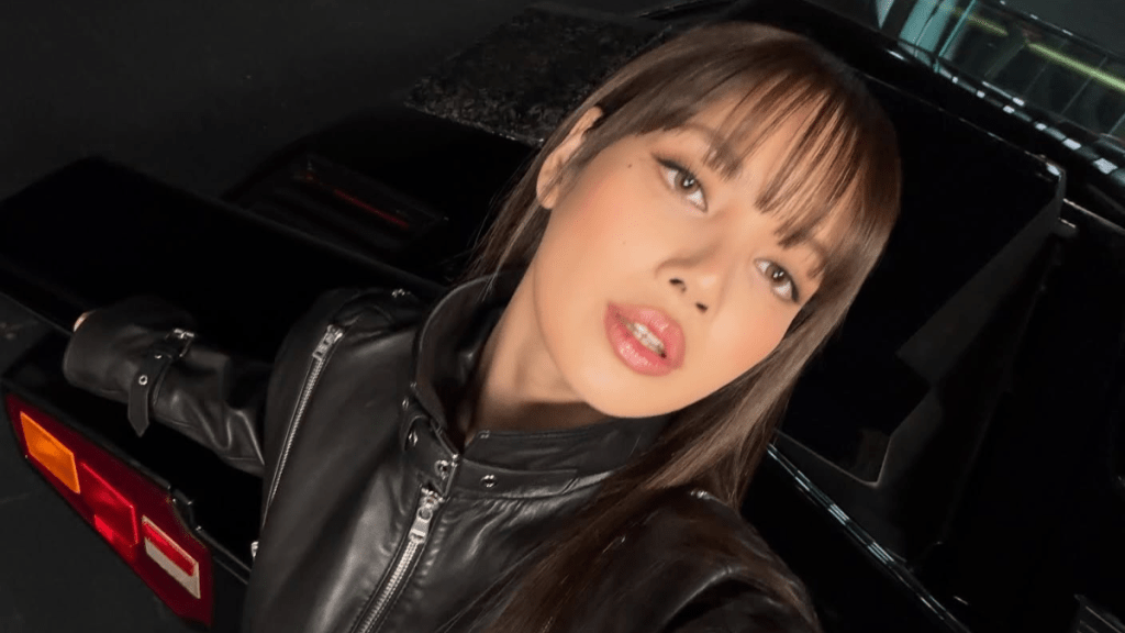 Blackpink's Lisa Flaunts Her Sculpted Silhouette in Daring Cutout Gown