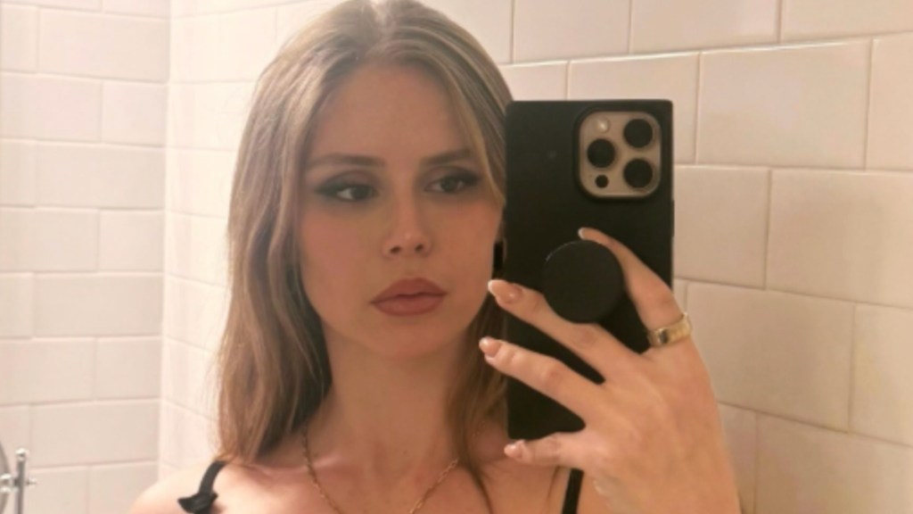 Erin Moriarty’s Skin-Baring Dress Comes With a Neckline That Dips Extra Low