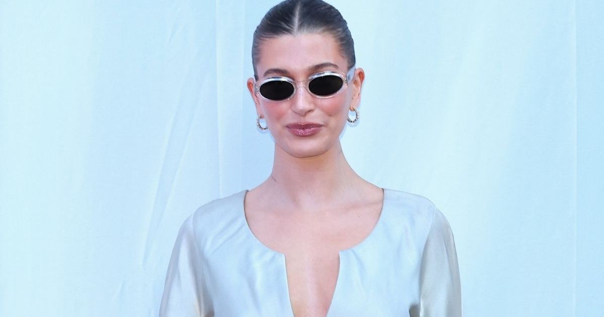 Hailey Bieber Gets Cheeky in an Ultra-Short Micro Miniskirt&hellip;