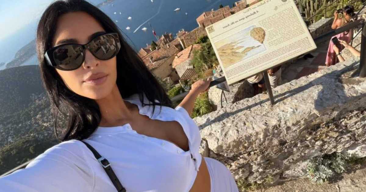 Kim Kardashian Nearly Spills Out of Unbuttoned Top As She&hellip;