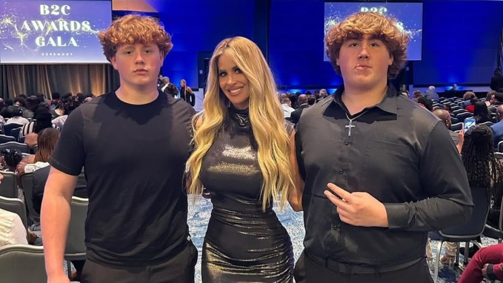 Kim Zolciak with her sons