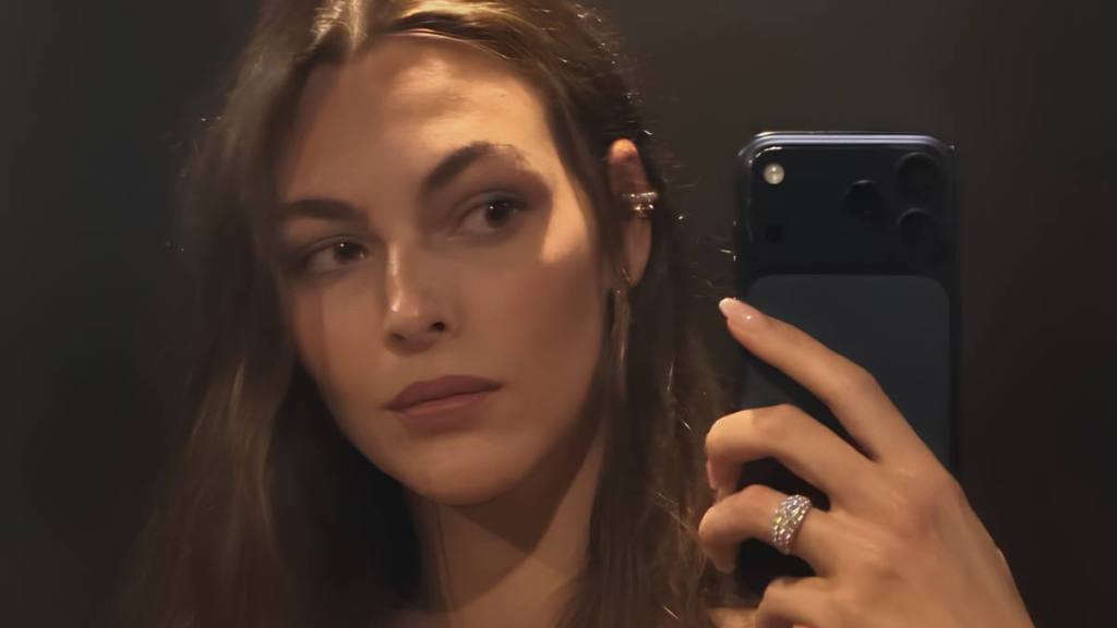 Leonardo DiCaprio girlfriend Instagram Vittoria Ceretti bikini