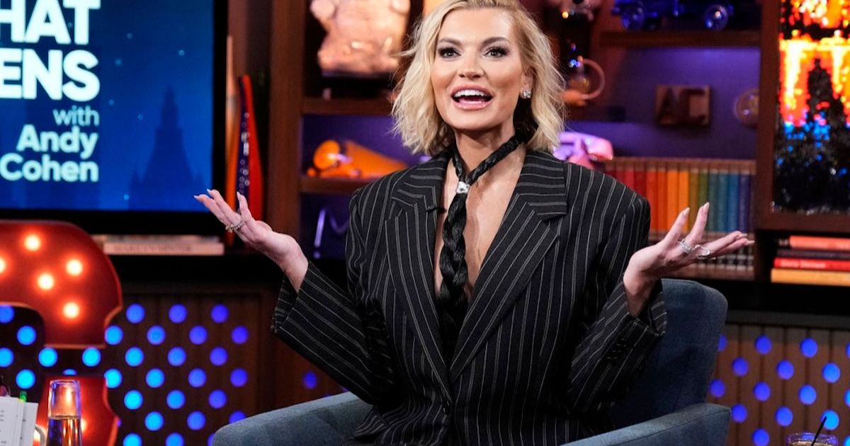 Lindsay Hubbard Makes Huge Move With Ex-Fianc&eacute; Carl Radke on His Podcast