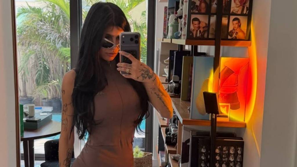 Mia Khalifa Goes Pantless in Bedazzled Underwear That Steals the Entire Show