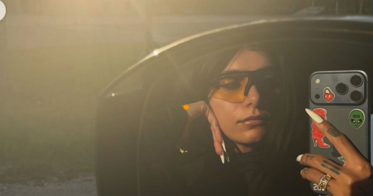 Mia Khalifa’s Car Photo Is All About Bare Legs & Summer&hellip;