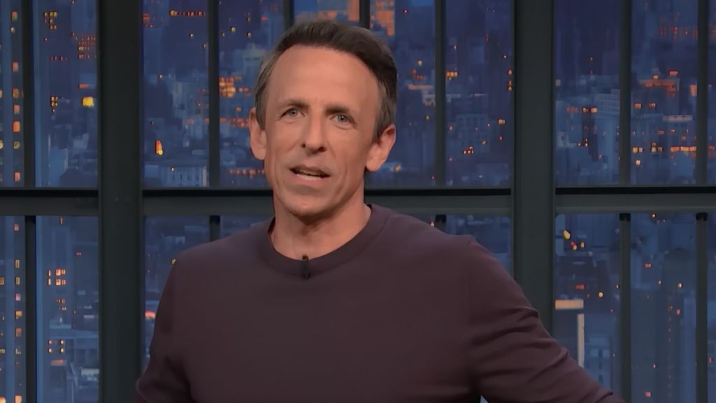 Seth Meyers Reacts to Algae in Donald Trump’s Renovated Reflecting Pool