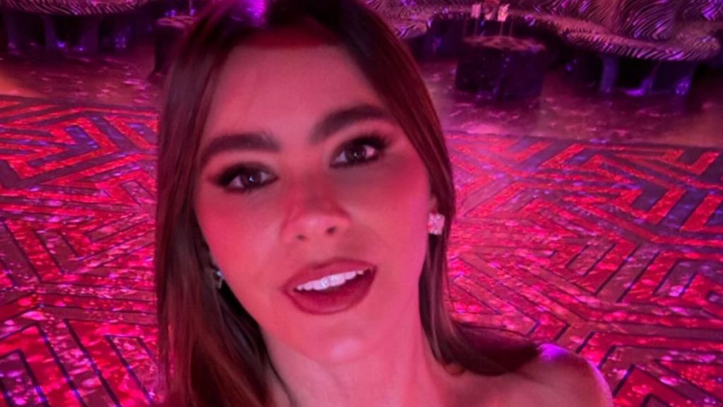 Sofia Vergara Stuns in a Vibrant Strapless Number That Hugs Every Curve