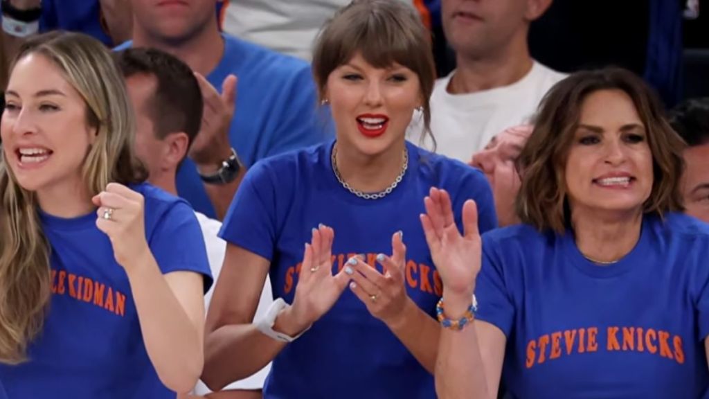 Taylor Swift’s Knicks T-Shirt Moment Catches Nicole Kidman’s Attention