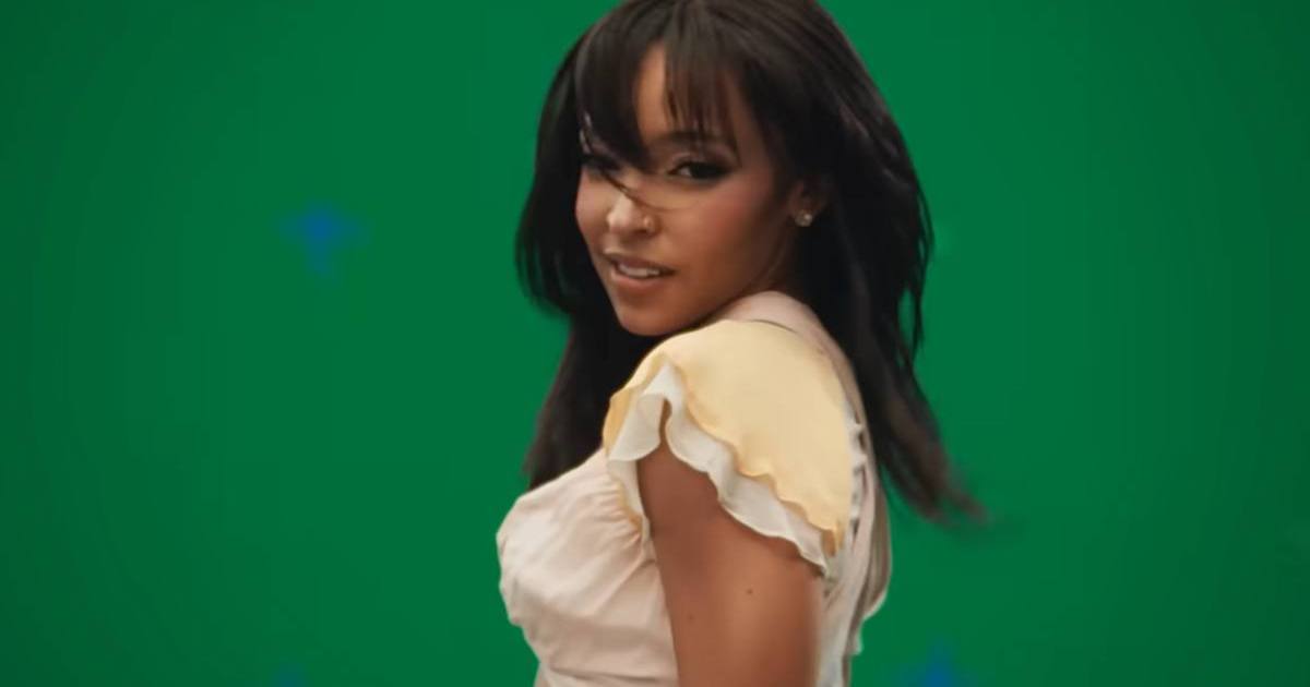 Tinashe Wears Micro Shorts So Tiny, They Look Like a Belt