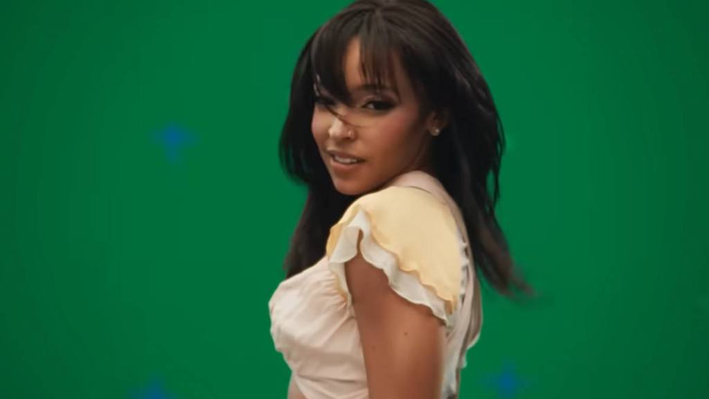 Tinashe new song Too Easy