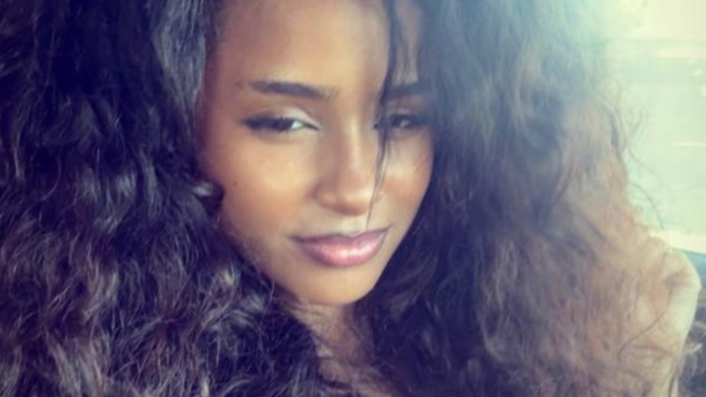 Tyla’s Bra-Top Dips Dangerously Low in New Photos