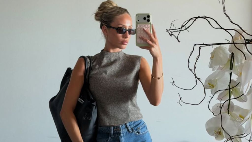 Alix Earle Goes Braless in Jacket That Plunges Dangerously Low