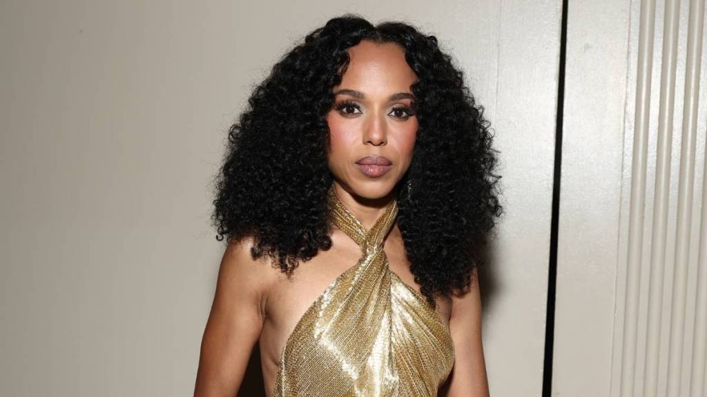 Kerry Washington Leaves Hermes Cropped Jacket Open To Reveal Metallic Bra