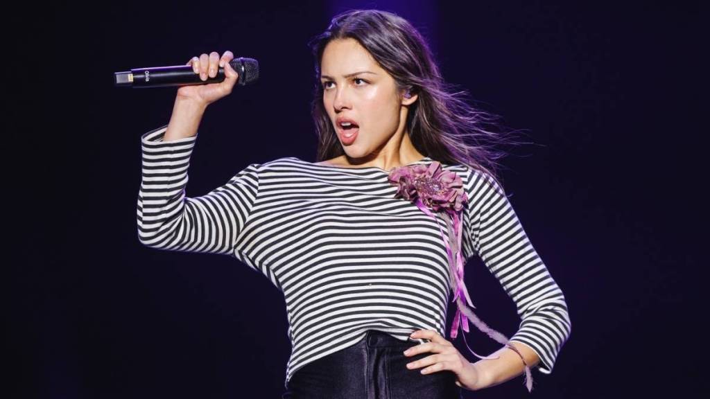Olivia Rodrigo’s ‘Extra Short’ Buttress & Snatch Micro Minidress Goes Bold