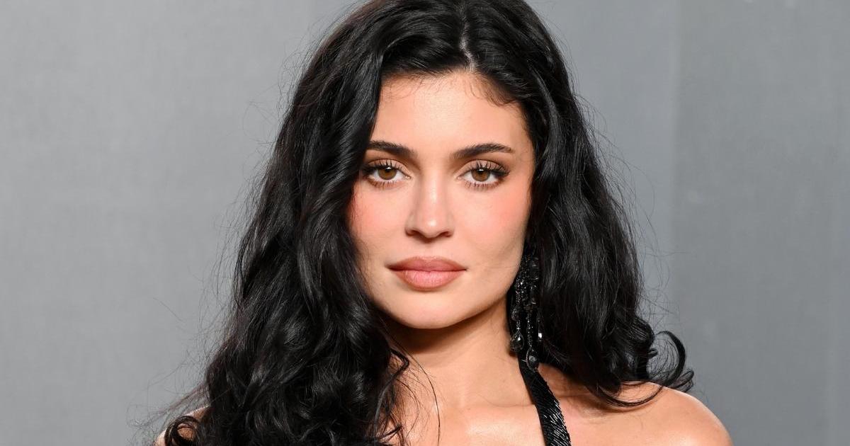 Kylie Jenner’s Plunging Khy Micro Minidress Dips Ridiculously Low