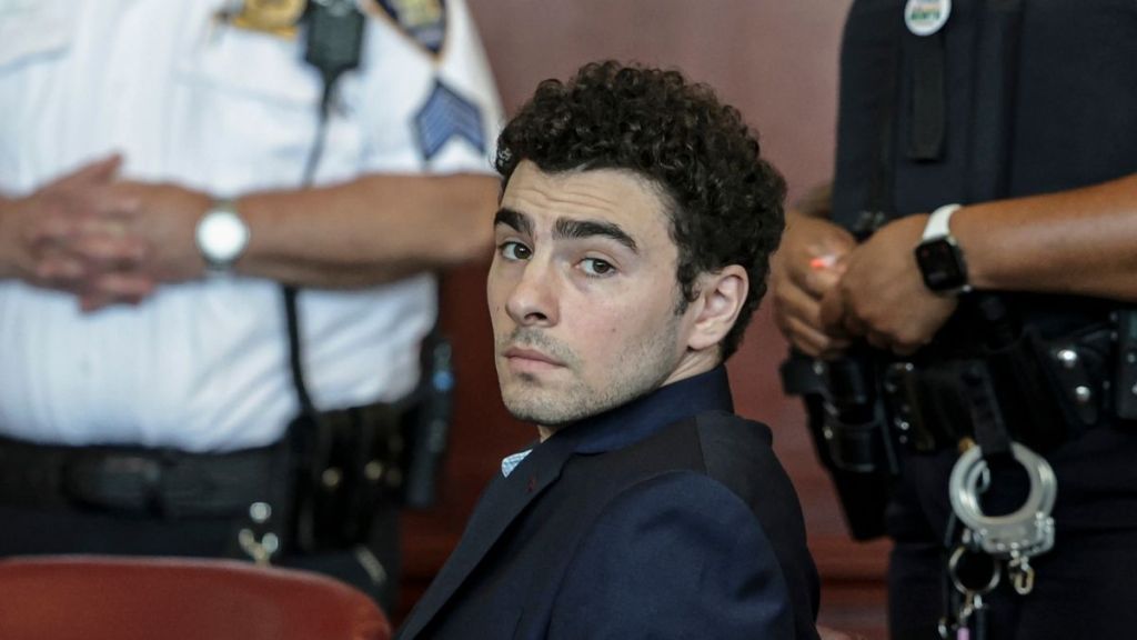 Luigi Mangione Court Hearing Delayed After Prosecutor's Mistake